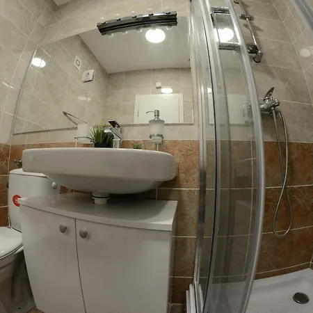 Dobraya Grey Appartement *